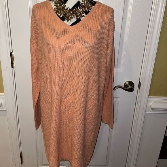 NWT Boohoo V Neck knit dress peach long sleeve size14 - Picture 1 of 9